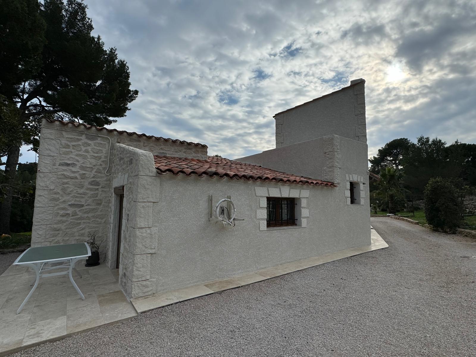 Ravalement façade imitation pierre et pool house – La Ciotat (13)-18 Ravalement façade imitation pierre et pool house – La Ciotat (13) – enduit imitation pierre à